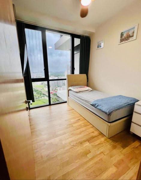 The Trilinq, Jalan Lempeng, Buona Vista / West Coast / Clementi New Town, Room Rental, 150 sqft, Condominium For Rent, by Larry Lee, 500152842 - Bedroom - PropertyGuru.com.sg