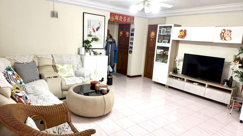 770 Yishun Avenue 3, 770 Yishun Avenue 3, Room Rental, 100 sqft, HDB Flat For Rent, by Jenn Denz Law, 500152848 - Living Room - PropertyGuru.com.sg