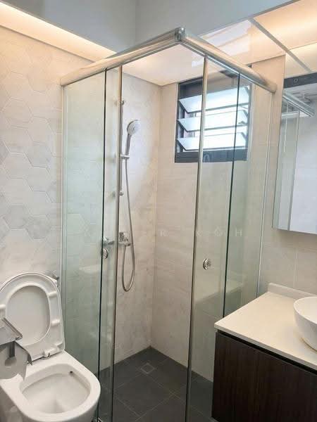 118A Alkaff Crescent, 118A Alkaff Crescent, Macpherson / Potong Pasir, 3 Bedrooms, 1,001 sqft, HDB Flat For Sale, by Rayner Koh, 500152852 - Bathroom - PropertyGuru.com.sg