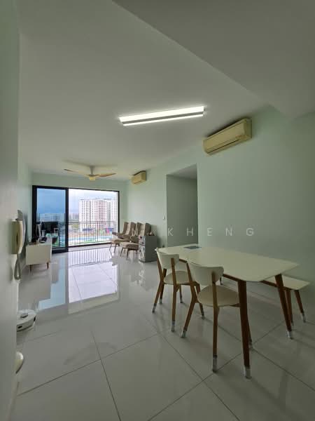 Riverparc Residence, 90 Punggol Drive, 3 Bedrooms, 990 sqft, Executive Condominium For Sale, by Edwin Kheng, 500152855 - Living Room - PropertyGuru.com.sg