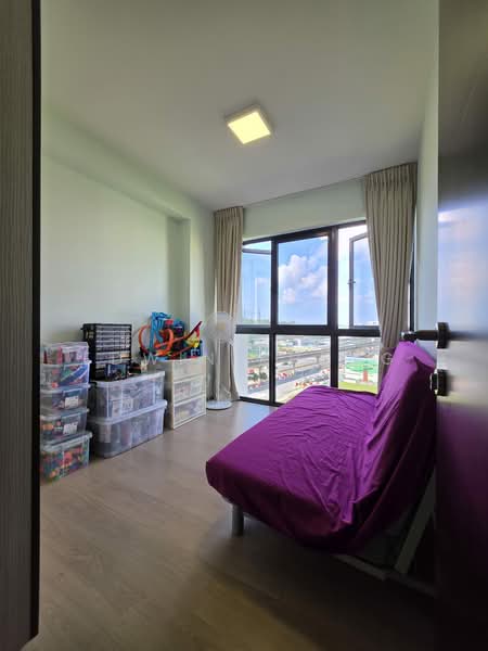 Riverparc Residence, 90 Punggol Drive, 3 Bedrooms, 990 sqft, Executive Condominium For Sale, by Edwin Kheng, 500152855 - Bedroom - PropertyGuru.com.sg