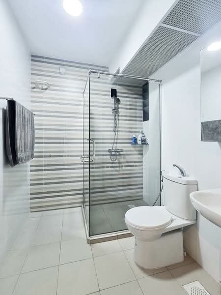 415D Northshore Drive, 415D Northshore Drive, 3 Bedrooms, 1,023 sqft, HDB Flat For Sale, by Wynstan Chong, 500152870 - Bathroom - PropertyGuru.com.sg