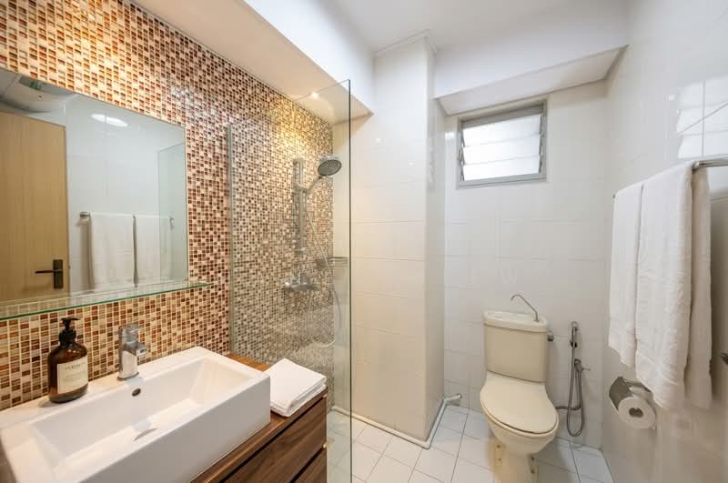 306A Punggol Place, 306A Punggol Place, 3 Bedrooms, 1,023 sqft, HDB Flat For Sale, by Shanel Liew, 500152879 - Bathroom - PropertyGuru.com.sg