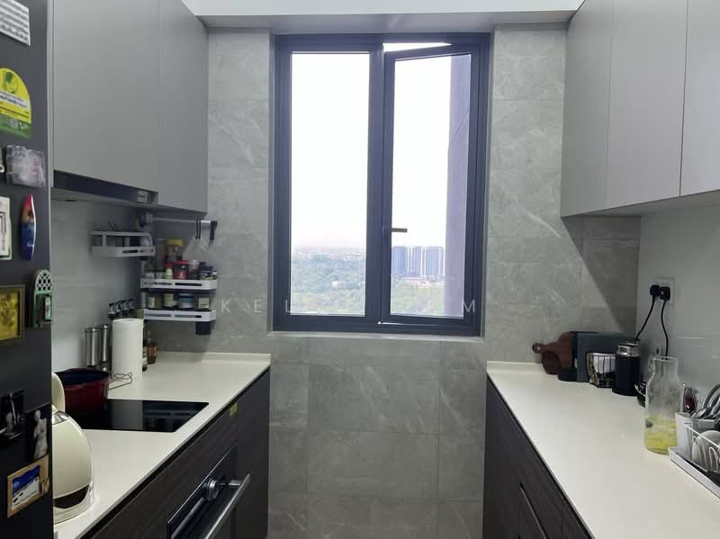 Stirling Residences, 23 Stirling Road, 2 Bedrooms, 764 sqft, Condominium For Rent, by Kelly Lim, 500152889 - Kitchen - PropertyGuru.com.sg
