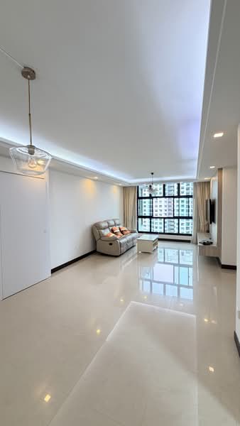 630 Senja Road, 630 Senja Road, 3 Bedrooms, 1,184 sqft, HDB Flat For Sale, by Joe Ng Xu Hong 黄緒汯, 500152906 - Living Room - PropertyGuru.com.sg