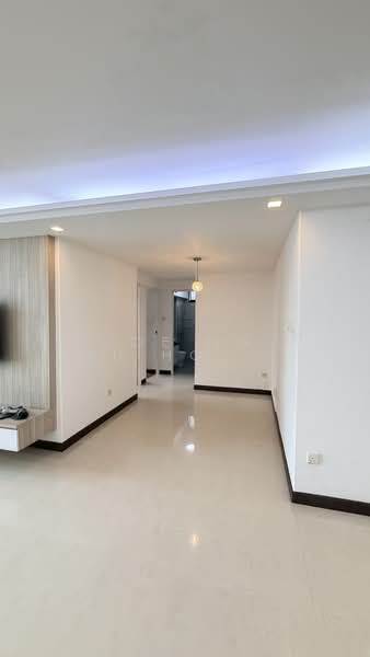 630 Senja Road, 630 Senja Road, 3 Bedrooms, 1,184 sqft, HDB Flat For Sale, by Joe Ng Xu Hong 黄緒汯, 500152906 - Living Room - PropertyGuru.com.sg
