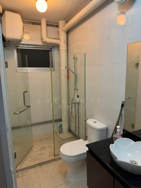 535 Serangoon North Avenue 4, 535 Serangoon North Avenue 4, Room Rental, 25 sqft, HDB Flat For Rent, by Sueganti (Sue), 500152908 - Bathroom - PropertyGuru.com.sg