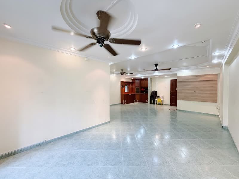 286C Toh Guan Road, 286C Toh Guan Road, 4 Bedrooms, 1,550 sqft, HDB Flat For Sale, by Sofian Roslan, 500152910 - Living Room - PropertyGuru.com.sg