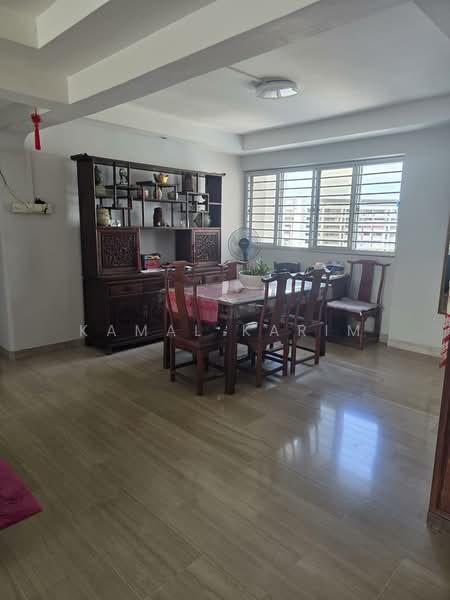232 Tampines Street 21, 232 Tampines Street 21, 3 Bedrooms, 1,302 sqft, HDB Flat For Sale, by Kamal Karim, 500152912 - Dining Room - PropertyGuru.com.sg