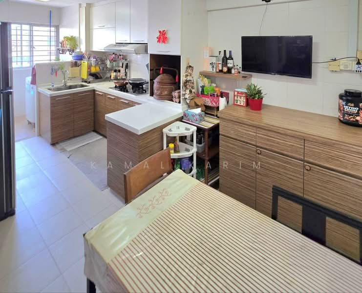 232 Tampines Street 21, 232 Tampines Street 21, 3 Bedrooms, 1,302 sqft, HDB Flat For Sale, by Kamal Karim, 500152912 - Kitchen - PropertyGuru.com.sg