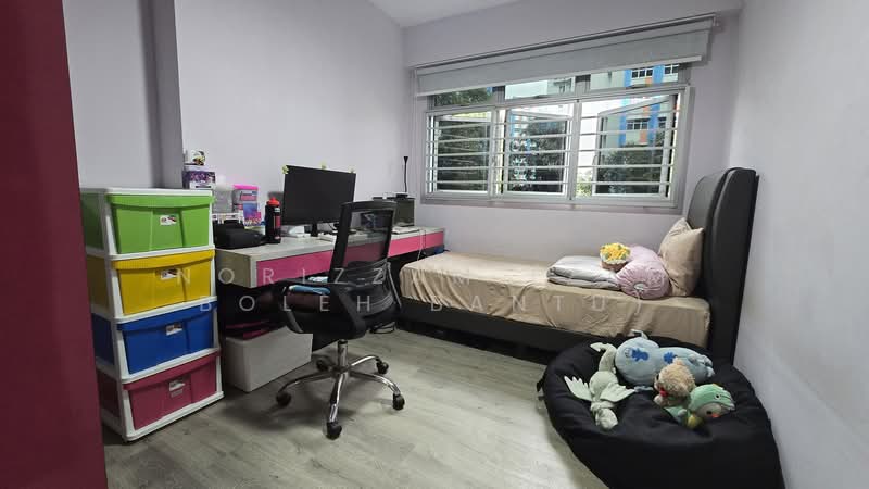 674B Fern Grove @ Yishun, 674B Yishun Avenue 4, 3 Bedrooms, 1,205 sqft, HDB Flat For Sale, by Norizzam (Zam Boleh Bantu), 500152931 - Bedroom - PropertyGuru.com.sg