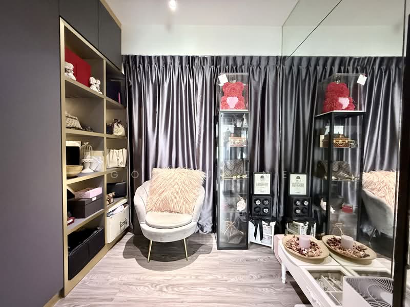 348B Yishun Avenue 11, 348B Yishun Avenue 11, 3 Bedrooms, 1,206 sqft, HDB Flat For Sale, by Goh Eugene, 500152944 - Changing room - PropertyGuru.com.sg