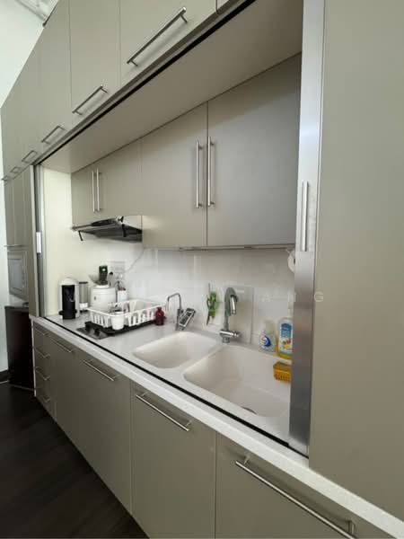 The Central, 8 Eu Tong Sen Street, 872 sqft, Office For Sale, by Jadelyn Ang, 500152947 - CommercialGuru.com.sg