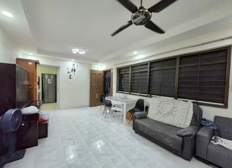 690D Choa Chu Kang Crescent, 690D Choa Chu Kang Crescent, 3 Bedrooms, 969 sqft, HDB Flat For Sale, by Glen Tay, 500152951 - Living Room - PropertyGuru.com.sg