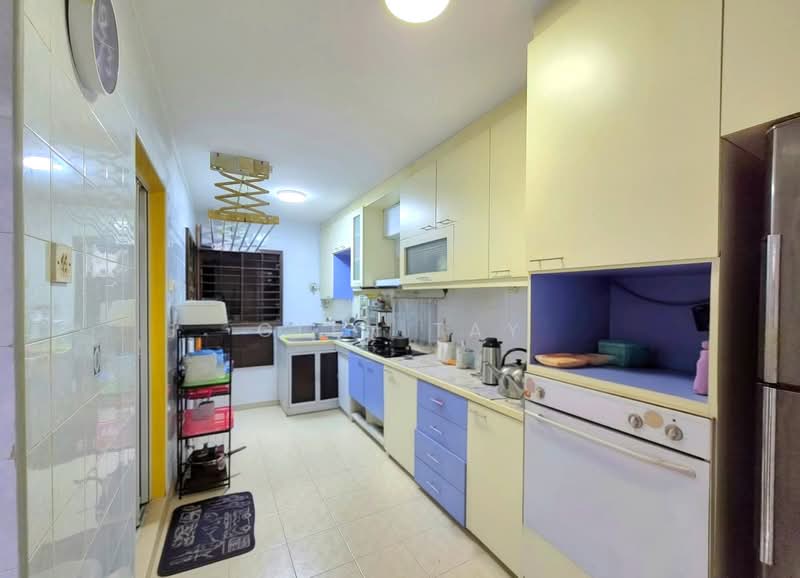 690D Choa Chu Kang Crescent, 690D Choa Chu Kang Crescent, 3 Bedrooms, 969 sqft, HDB Flat For Sale, by Glen Tay, 500152951 - Kitchen - PropertyGuru.com.sg