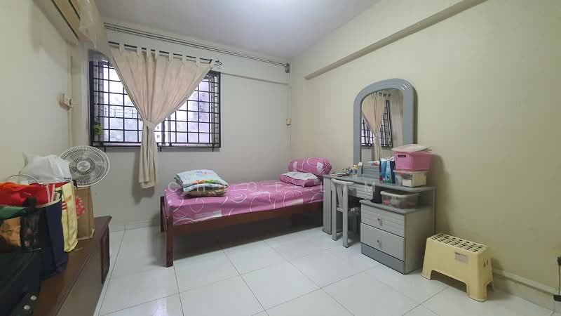 802 Woodlands Street 81, 802 Woodlands Street 81, 3 Bedrooms, 904 sqft, HDB Flat For Sale, by Chloe Lim, 500152953 - Bedroom - PropertyGuru.com.sg