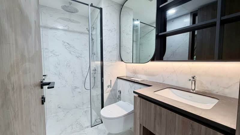 Sceneca Residence, Tanah Merah Kechil Link, 2 Bedrooms, 678 sqft, Condominium For Rent, by Diana Yow, 500152956 - Bathroom - PropertyGuru.com.sg