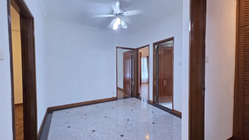 Gold Coast Condo, 360 Pasir Panjang Road, 3 Bedrooms, 1,572 sqft, Condominium For Rent, by Teo Angie, 500152967 - Interior - PropertyGuru.com.sg