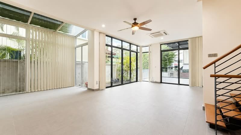 Jalan Ampang, Jalan Ampang, 6 Bedrooms, 5,100 sqft, Semi-Detached House For Sale, by Joell Kher, 500152971 - Living Room - PropertyGuru.com.sg