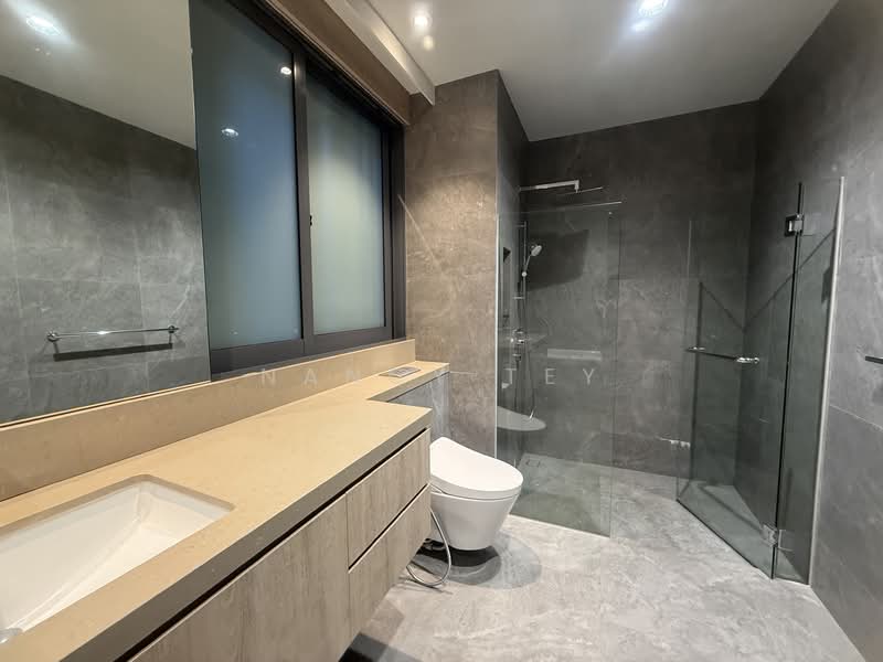 Sembawang Springs Estate, Jalan Salang, 5 Bedrooms, 6,500 sqft, Semi-Detached House For Rent, by Nancy Tey, 500152973 - Bathroom - PropertyGuru.com.sg