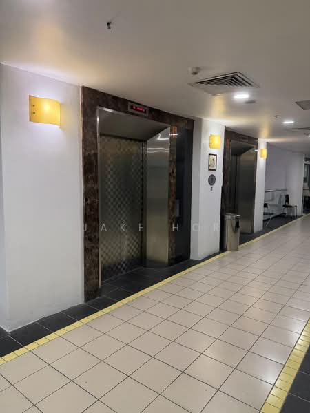 Roxy Square Shopping Centre, 50 East Coast Road, 290 sqft, Other Retail For Sale, by Jake Hor, 500152976 - Lobby - CommercialGuru.com.sg