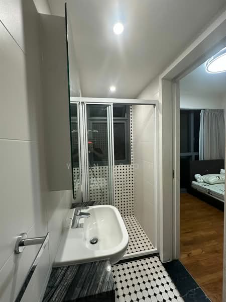 Sophia Hills, 5 Mount Sophia, Room Rental, 300 sqft, Condominium For Rent, by Yen Poh, 500152982 - PropertyGuru.com.sg