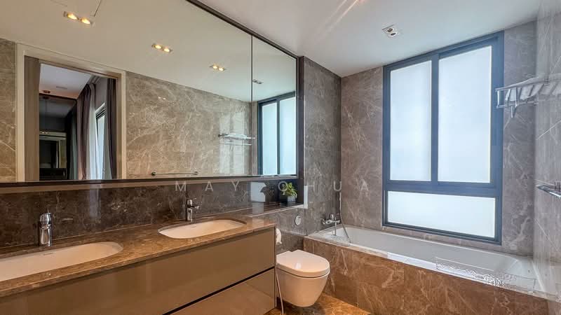 Nim Collection, Nim Terrace, 5 Bedrooms, 4,293 sqft, Terraced House For Sale, by May Chua, 500152990 - Master Ensuite - PropertyGuru.com.sg