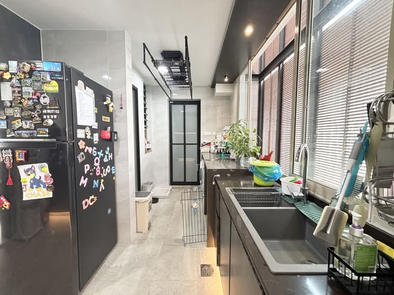 Palm Grove Condo, 19 Palm Grove Avenue, 3 Bedrooms, 1,302 sqft, Condominium For Sale, by Nat Tjew, 500152997 - PropertyGuru.com.sg