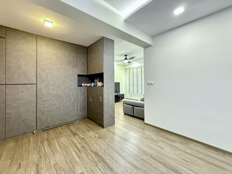 131A Canberra Crescent, 131A Canberra Crescent, 3 Bedrooms, 990 sqft, HDB Flat For Rent, by Eileen Fu, 500153009 - Living Room - PropertyGuru.com.sg