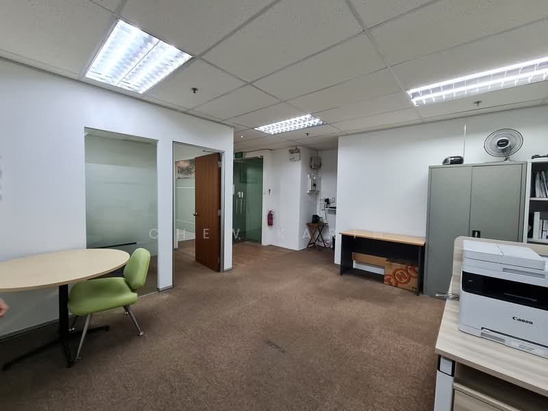 Toh Guan Centre, 21 Toh Guan Road East, 958 sqft, Factory / Workshop (B2) For Sale, by Chew Karin, 500153016 - CommercialGuru.com.sg