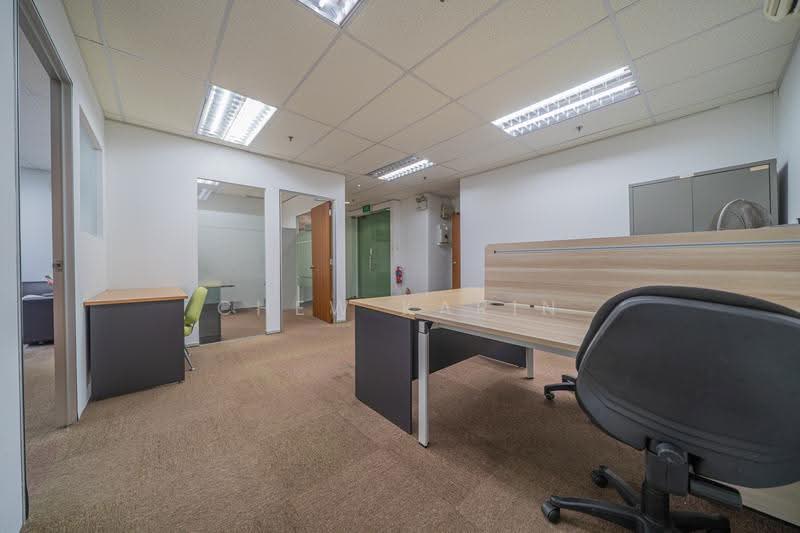 Toh Guan Centre, 21 Toh Guan Road East, Boon Lay / Jurong / Tuas, 958 sqft, Factory / Workshop (B2) For Sale, by Chew Karin, 500153016 - Interior - CommercialGuru.com.sg