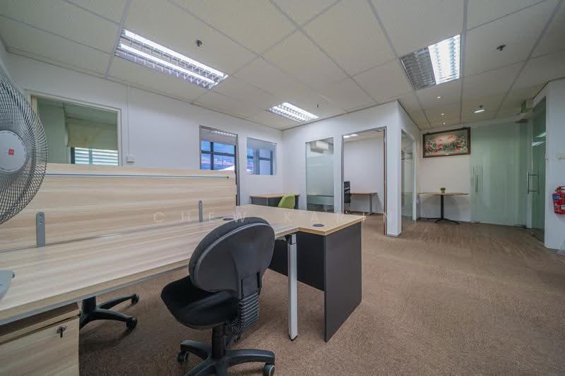 Toh Guan Centre, 21 Toh Guan Road East, Boon Lay / Jurong / Tuas, 958 sqft, Factory / Workshop (B2) For Sale, by Chew Karin, 500153016 - Interior - CommercialGuru.com.sg