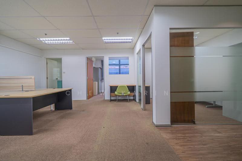 Toh Guan Centre, 21 Toh Guan Road East, Boon Lay / Jurong / Tuas, 958 sqft, Factory / Workshop (B2) For Sale, by Chew Karin, 500153016 - Interior - CommercialGuru.com.sg