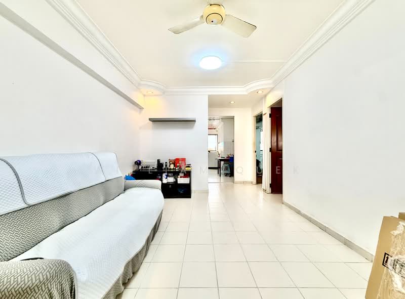 630 Yishun Street 61, 630 Yishun Street 61, 2 Bedrooms, 786 sqft, HDB Flat For Sale, by William Quek, 500153020 - Living Room - PropertyGuru.com.sg