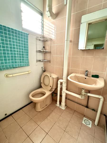 138 Bedok North Street 2, 138 Bedok North Street 2, 2 Bedrooms, 721 sqft, HDB Flat For Sale, by GANESHKUMAR K, 500153025 - PropertyGuru.com.sg