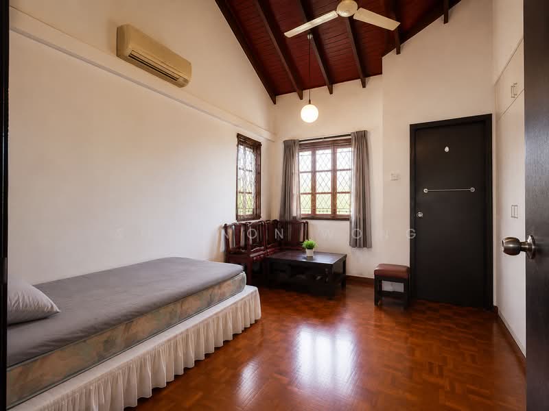 D15 Detached House near Goodman Road, Katong / Paya Lebar / Geylang / Tanjong Katong / Joo Chiat / Marine Parade / East Coast / Dakota / Avon road / Lim Ah Woo / Sandy lane / Rose lane / Green lane / Cranborne / Siglap / Kembangan / Broadrick / Arthur Road / Goodman road / Wimborne, 6 Bedrooms, 3,000 sqft, Detached House For Sale, by Shannon Wong, 500153030 - Room 4 - PropertyGuru.com.sg