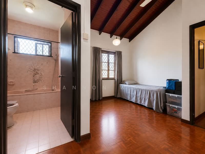 D15 Detached House near Goodman Road, Katong / Paya Lebar / Geylang / Tanjong Katong / Joo Chiat / Marine Parade / East Coast / Dakota / Avon road / Lim Ah Woo / Sandy lane / Rose lane / Green lane / Cranborne / Siglap / Kembangan / Broadrick / Arthur Road / Goodman road / Wimborne, 6 Bedrooms, 3,000 sqft, Detached House For Sale, by Shannon Wong, 500153030 - Room 2 - PropertyGuru.com.sg