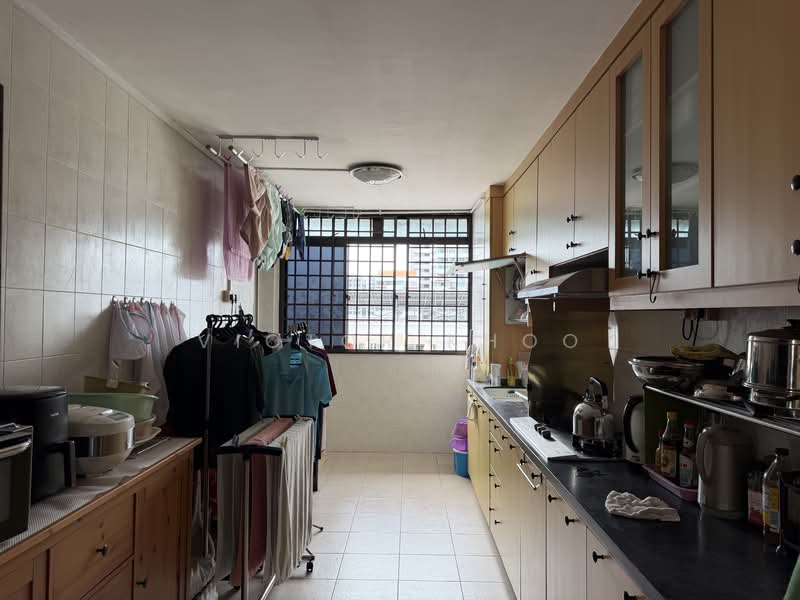 169 Bedok South Avenue 3, 169 Bedok South Avenue 3, 3 Bedrooms, 904 sqft, HDB Flat For Rent, by Victor Khoo, 500153043 - Kitchen - PropertyGuru.com.sg