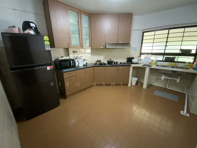 Ivory Heights, 117 Jurong East Street 13, Room Rental, 150 sqft, Condominium For Rent, by Riko Ashley, 500153049 - Kitchen - PropertyGuru.com.sg
