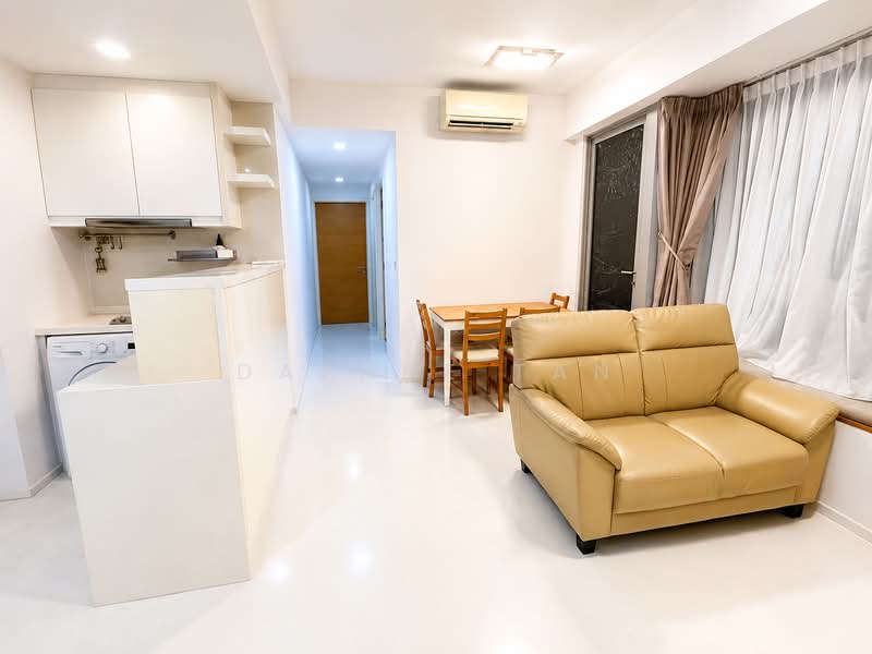 The Verve, 23 Jalan Rajah Road, 2 Bedrooms, 818 sqft, Condominium For Sale, by Daphne Tan, 500153057 - Kitchen - PropertyGuru.com.sg