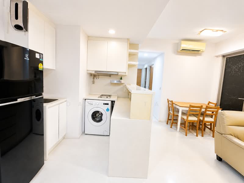 The Verve, 23 Jalan Rajah Road, 2 Bedrooms, 818 sqft, Condominium For Sale, by Daphne Tan, 500153057 - Kitchen - PropertyGuru.com.sg