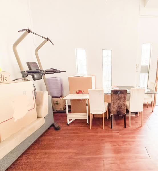 🏆JIA LANDED🏆 Commercial Potential Plot, Lor 6 Geylang, 1,676 sqft, Land with Building / En-bloc For Sale, by Raphael Seah YX, 500153058 - Dining Room - CommercialGuru.com.sg