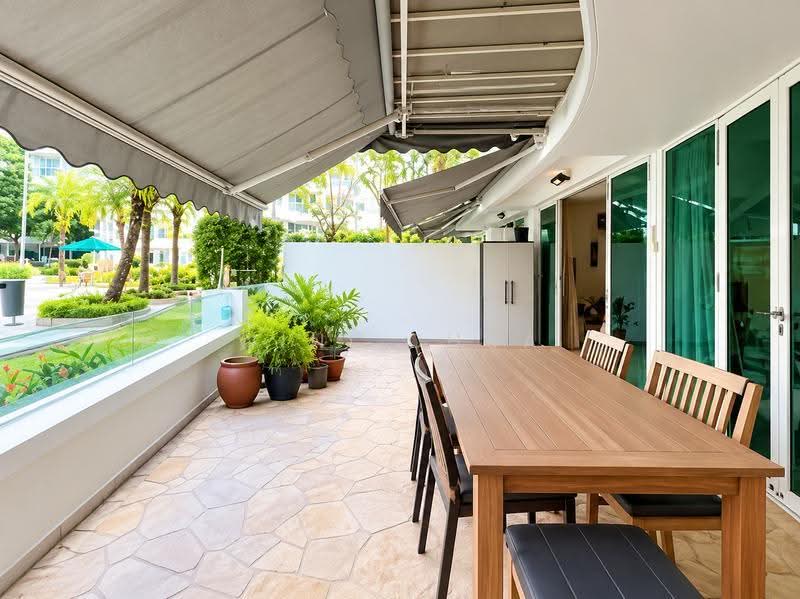 Cote D'Azur, 70 Marine Parade Road, East Coast / Marine Parade, 3 Bedrooms, 1,668 sqft, Condominium For Sale, by Wini Chua, 500153087 - Balcony - PropertyGuru.com.sg