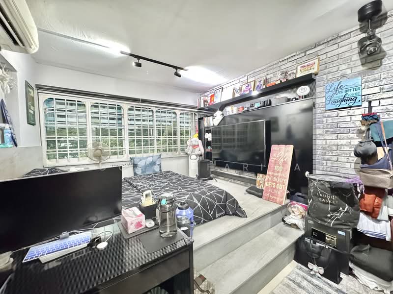 413 Bedok North Avenue 2, 413 Bedok North Avenue 2, 3 Bedrooms, 1,280 sqft, HDB Flat For Sale, by Noonal Farina, 500153089 - Bedroom - PropertyGuru.com.sg