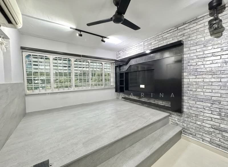 413 Bedok North Avenue 2, 413 Bedok North Avenue 2, 3 Bedrooms, 1,280 sqft, HDB Flat For Sale, by Noonal Farina, 500153089 - Living Room - PropertyGuru.com.sg