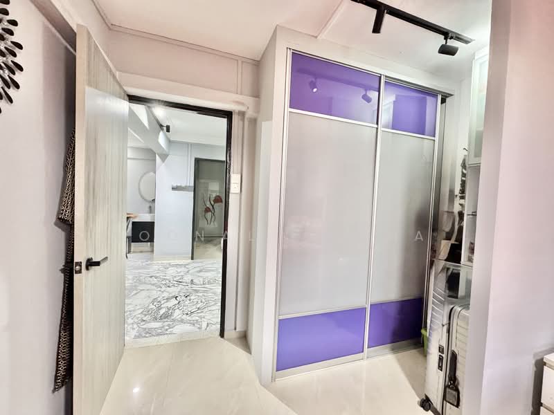 413 Bedok North Avenue 2, 413 Bedok North Avenue 2, 3 Bedrooms, 1,280 sqft, HDB Flat For Sale, by Noonal Farina, 500153089 - Interior - PropertyGuru.com.sg