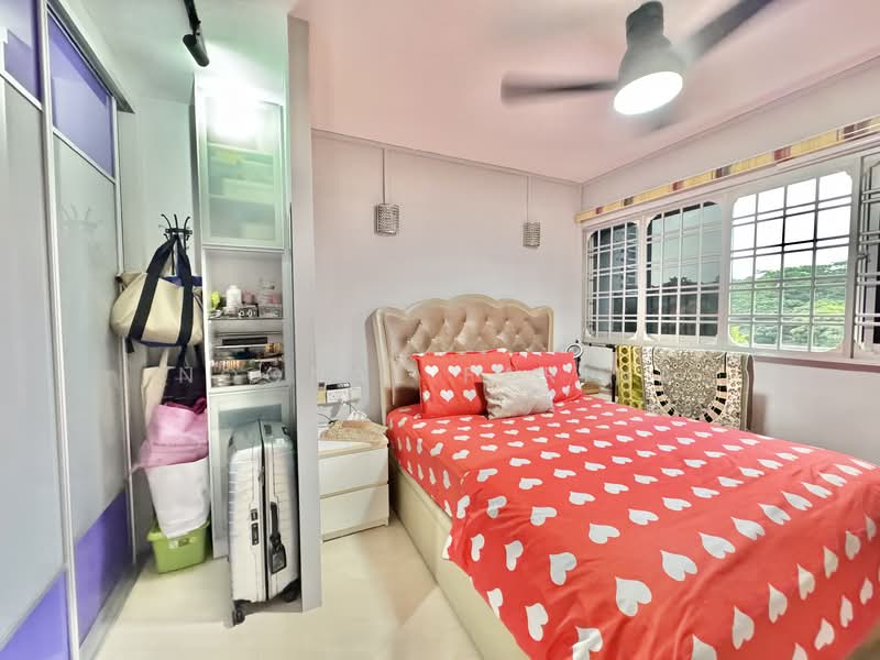 413 Bedok North Avenue 2, 413 Bedok North Avenue 2, 3 Bedrooms, 1,280 sqft, HDB Flat For Sale, by Noonal Farina, 500153089 - Bedroom - PropertyGuru.com.sg