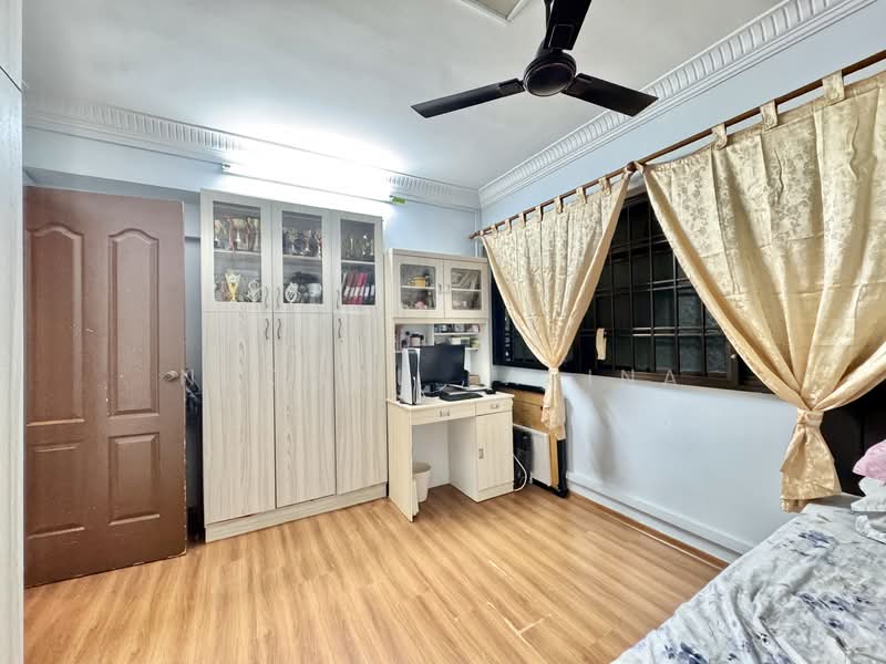 444 Choa Chu Kang Avenue 4, 444 Choa Chu Kang Avenue 4, 3 Bedrooms, 1,065 sqft, HDB Flat For Sale, by Noonal Farina, 500153091 - Bedroom - PropertyGuru.com.sg