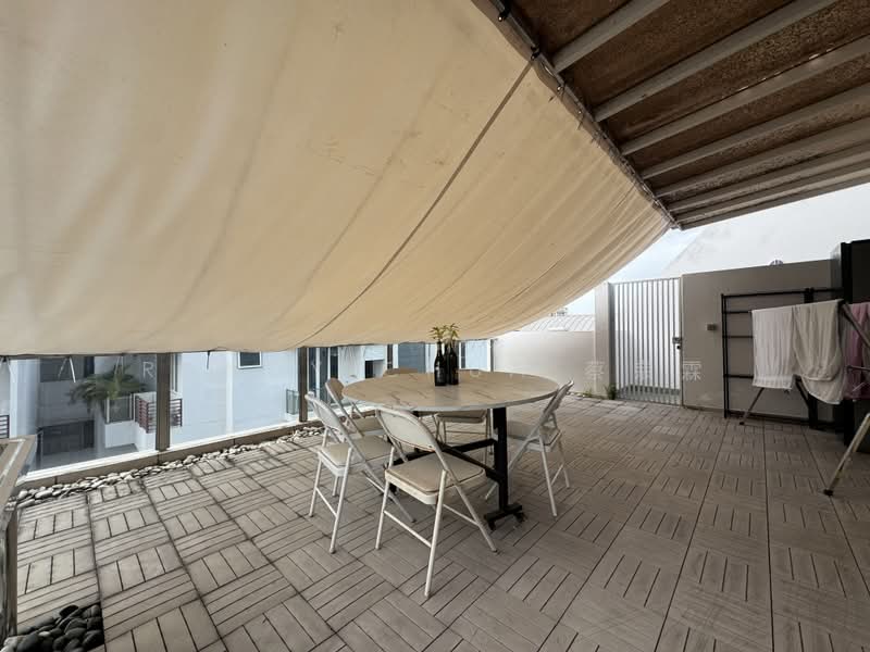 Parc Elegance, 15 Telok Kurau Road, East Coast / Marine Parade, 2 Bedrooms, 1,152 sqft, Condominium For Sale, by Randy Chua 蔡宗霖, 500153095 - Balcony - PropertyGuru.com.sg