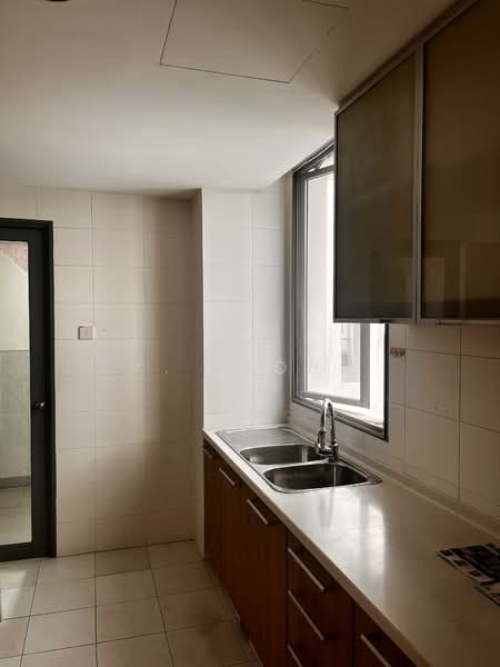 The Waterina, 51 Lorong 40 Geylang, 3 Bedrooms, 1,356 sqft, Apartment For Sale, by K. Sudha, 500153098 - Kitchen - PropertyGuru.com.sg